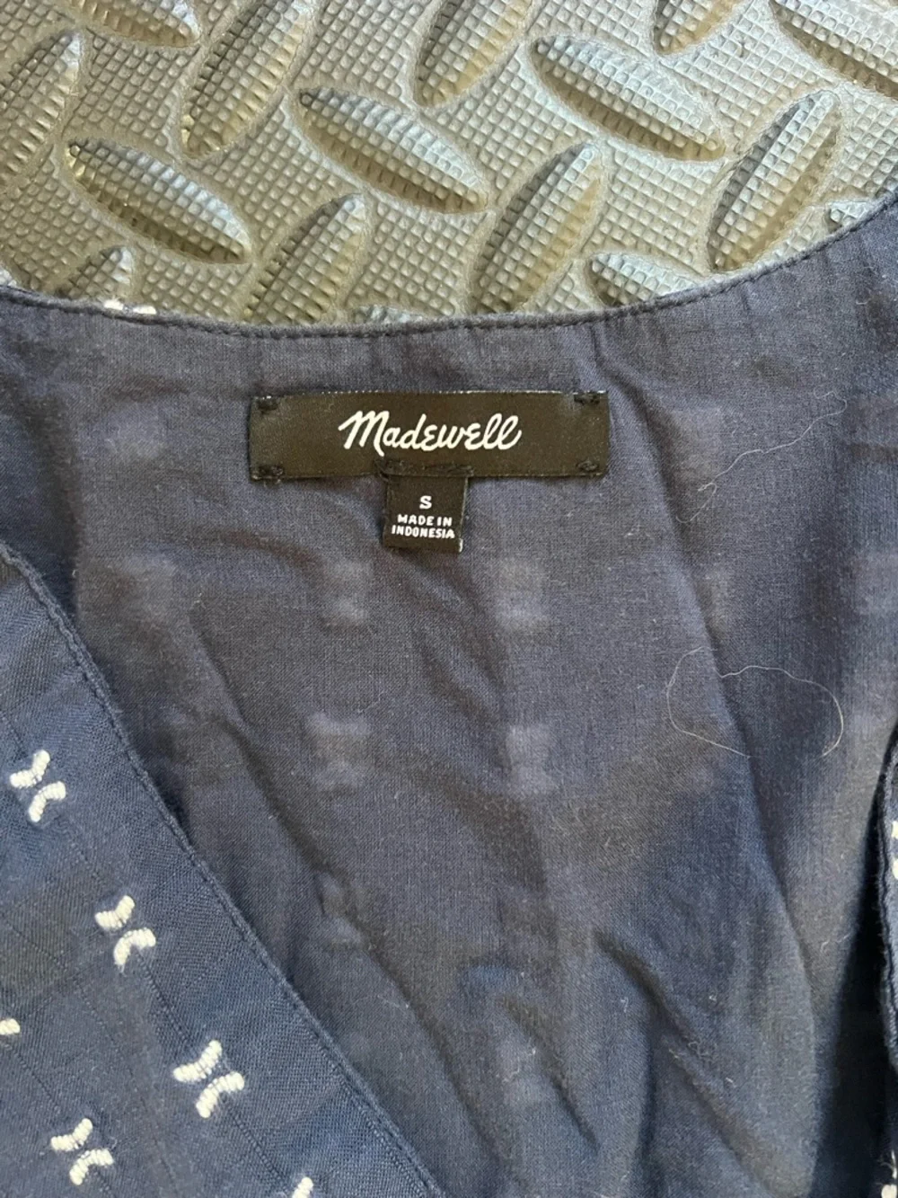 Madewell Dolman Sleeve V-Neck Navy Blue Mini Dress with in Textured Dot Sz Small - Picture 8 of 10